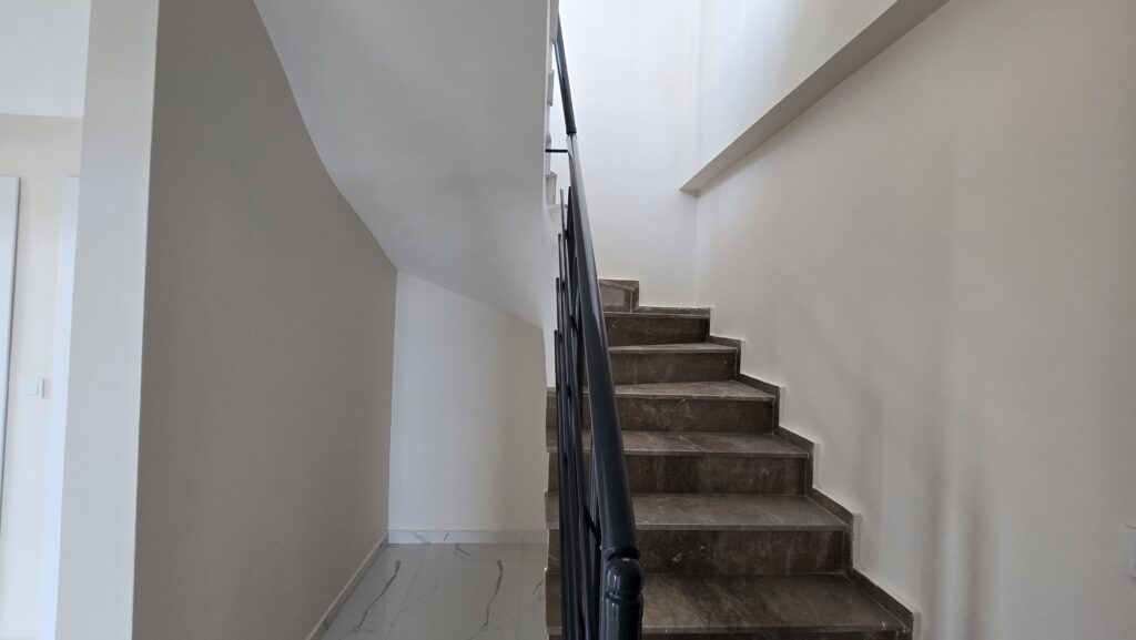 Gömeç Satılık 3+1 Dubleks Daire antre