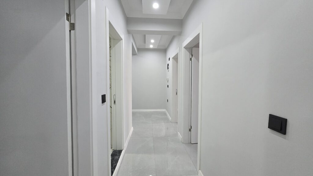 Gömeç Yaya Mahallesi 2+1 Ara Kat Daire Ana Cadde Üstü antre 4