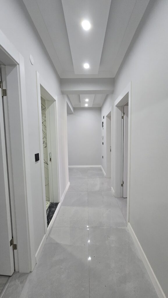 Gömeç Yaya Mahallesi 2+1 Ara Kat Daire Ana Cadde Üstü antre 5