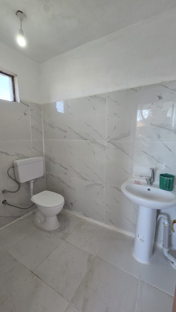 Gömeç Ulubeyler Satılık Köy Evi Tuvalet 2