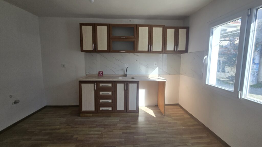 Gömeç Ulubeyler Satılık Köy Evi Salon 3