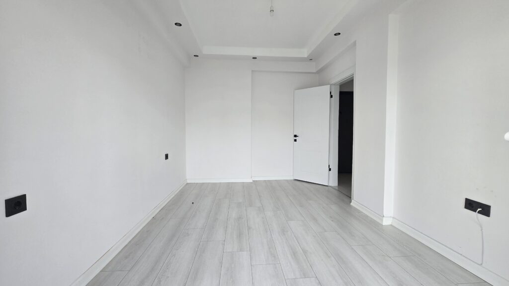 Gömeç satılık daire kombisi takılı yatak odası 4