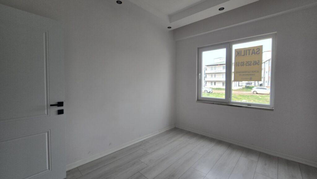 Gömeç satılık daire kombisi takılı çalışma odası 2