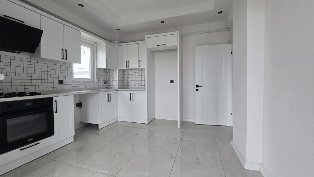 Gömeç satılık daire kombisi takılı mutfak 4