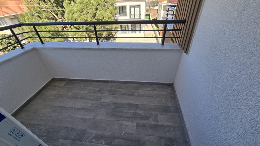 Gömeç satılık ön cephe mutfak balkon